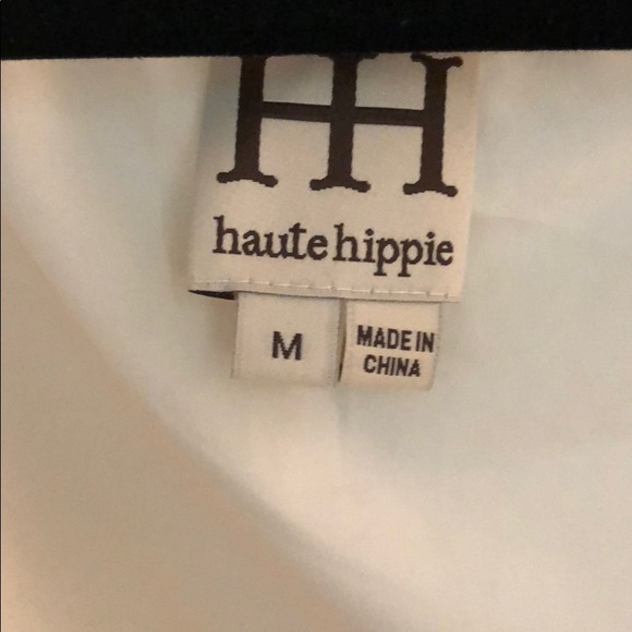 Beautiful Haute Hippie blouse- off-the-shoulder chiffon blouse, size M - Picture 8 of 8